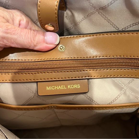 NWOT Michael Kors Sullivan Large Tote Colors - Picture 12 of 14